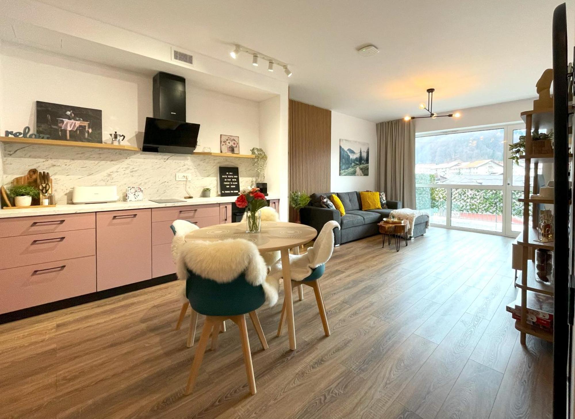 Rosewood Boutique Apartment Sinaia Kültér fotó